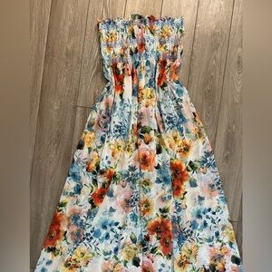 NWT Floral print maxi Chiffon Dress for women size S
